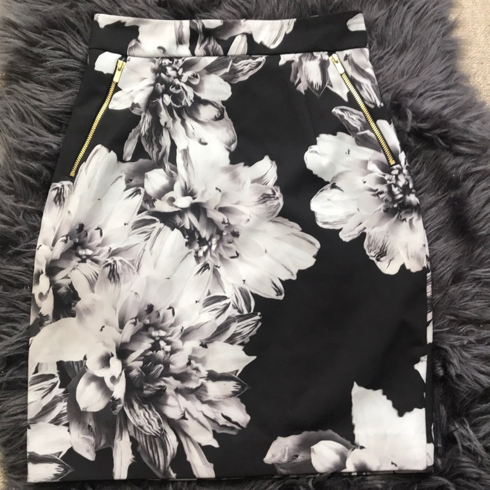 H&M pencil skirt